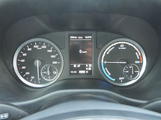 Mercedes eVito Mercedes-Benz Lang 66 kWh | Lichtmetalen Velgen | Camera | Stoelverwarming | 3-Zits | Dodehoek De... ActivLease financial lease