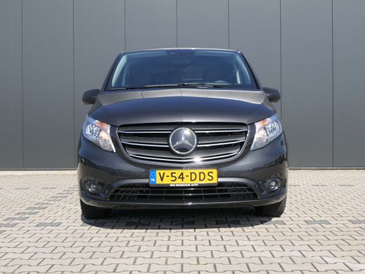 Mercedes eVito Mercedes-Benz Lang 66 kWh | Lichtmetalen Velgen | Camera | Stoelverwarming | 3-Zits | Dodehoek De... ActivLease financial lease