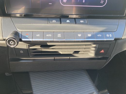 Opel Astra Sports Tourer Opel 1.6 Hybrid Level 2 | Clima | Adapt-Cruise | Pdc V&A | Carplay | Navi | | Apple... ActivLease financial lease
