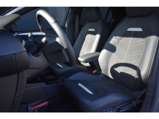 Opel Corsa Electric Opel Long Range GS 51 kWh | DEMO-DEAL! | Massagestoelen | Navigatie | Achteruitrijcamera | Alcant... ActivLease financial lease