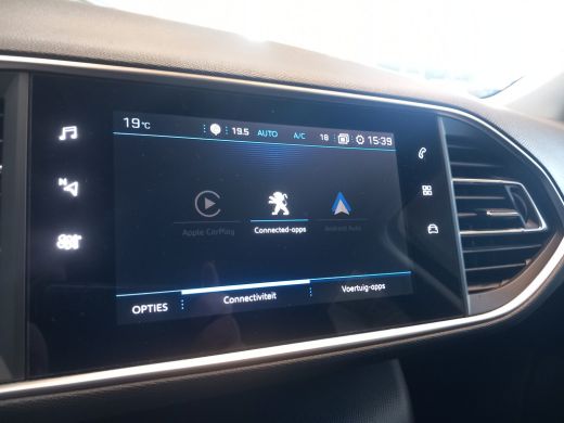 Peugeot 308 SW Peugeot 1.2 PureTech Blue Lease Active | Achteruitrijcamera | Navigatiesysteem full map | Park... ActivLease financial lease