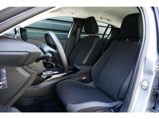 Peugeot e-208 Peugeot EV 136PK 50KWH 5-DRS ACTIVE AUTOMAAT / NAVI / LED / CLIMA / DAB+ / BLUETOOTH / CRUISECONT... ActivLease financial lease