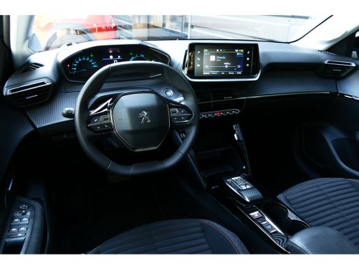 Peugeot e-208 Peugeot EV 136PK 50KWH 5-DRS ACTIVE AUTOMAAT / NAVI / LED / CLIMA / DAB+ / BLUETOOTH / CRUISECONT... ActivLease financial lease