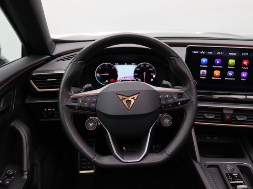 Seat Formentor 1.4 e-Hybrid VZ Performance 245PK DSG supersport-stuur, kuipstoelen, elektrische achterklep, trek... ActivLease financial lease
