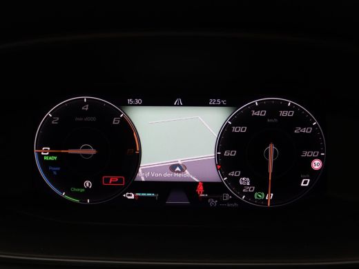 Seat Formentor 1.4 e-Hybrid VZ Performance 245PK DSG supersport-stuur, kuipstoelen, elektrische achterklep, trek... ActivLease financial lease