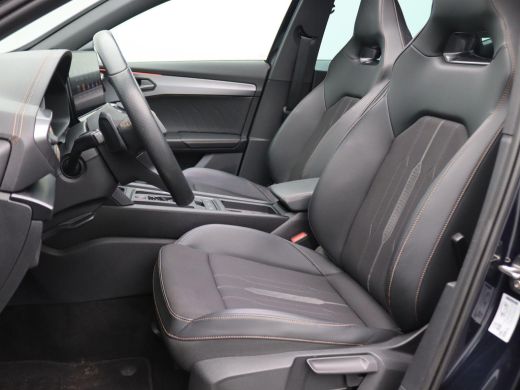 Seat Formentor 1.4 e-Hybrid VZ Performance 245PK DSG full led, side assist, elek. bedienbare achterklep, keyless... ActivLease financial lease
