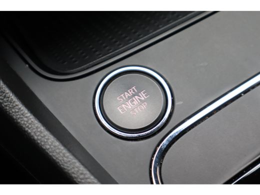 Seat León ST 1.5 TSI 150 PK 7-DSG Automaat Style Ultimate Edition ActivLease financial lease