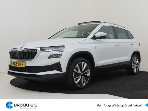 Skoda Karoq 1.5 TSI 150PK ACT Business Edition Plus AUT/DSG | Panorama Dak | Trekhaak (1500KG) | Ledere Bekle... Skoda Karoq 1.5 TSI 150PK ACT Business Edition Plus AUT/DSG | Panorama Dak | Trekhaak (1500KG) | Ledere Bekle...
