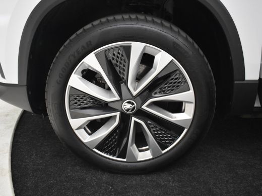 Skoda Karoq 1.5 TSI 150PK ACT Business Edition Plus AUT/DSG | Panorama Dak | Trekhaak (1500KG) | Ledere Bekle... ActivLease financial lease