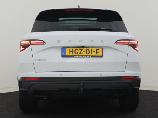 Skoda Karoq 1.5 TSI 150PK ACT Business Edition Plus AUT/DSG | Panorama Dak | Trekhaak (1500KG) | Ledere Bekle... ActivLease financial lease