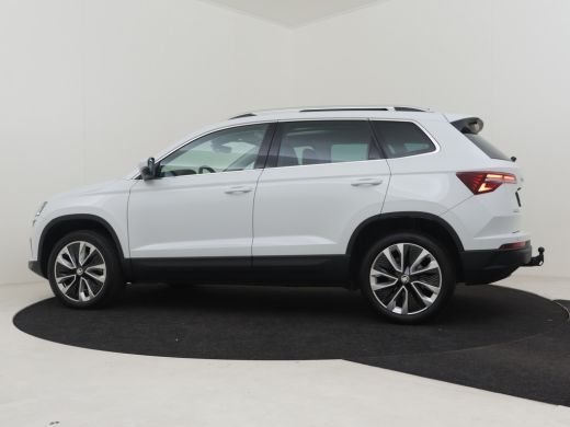 Skoda Karoq 1.5 TSI 150PK ACT Business Edition Plus AUT/DSG | Panorama Dak | Trekhaak (1500KG) | Ledere Bekle... ActivLease financial lease