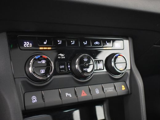 Skoda Karoq 1.5 TSI ACT 150pk Sportline Business | 100% Dealeronderhouden | 1ste eigenaar | Panorama-dak | Cr... ActivLease financial lease