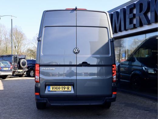 Volkswagen Crafter 35 2.0 TDI L3H3 AUTOMAAT ActivLease financial lease