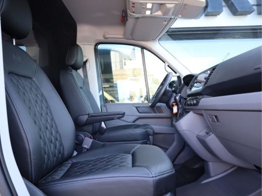 Volkswagen Crafter 35 2.0 TDI L3H3 AUTOMAAT ActivLease financial lease