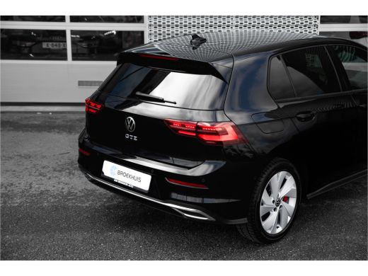 Volkswagen Golf 1.4 eHybrid GTE 245pk | Keyless | Achteruitrijcamera | Carplay | Navigatie ActivLease financial lease