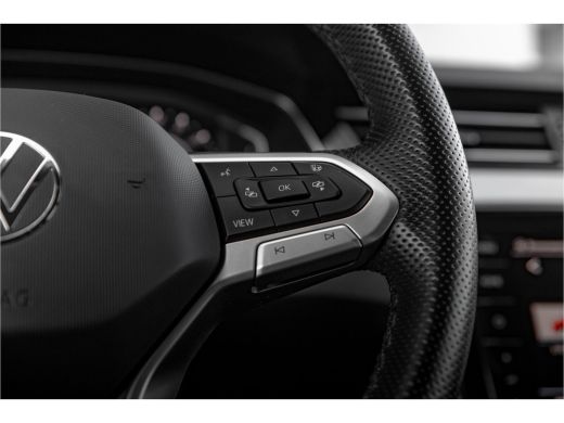 Volkswagen Passat Variant 1.4 TSI PHEV GTE Business | Vol Leder | Zwenkbare Trekhaak| Winterpakket | Carplay ActivLease financial lease