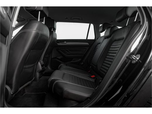 Volkswagen Passat Variant 1.4 TSI PHEV GTE Business | Vol Leder | Zwenkbare Trekhaak| Winterpakket | Carplay ActivLease financial lease