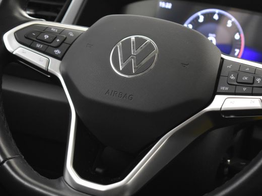 Volkswagen T-Roc 1.0 TSI Life 111pk | 1e eigenaar | Adaptief cruise control | Navigatie via app | Park assist | Ap... ActivLease financial lease
