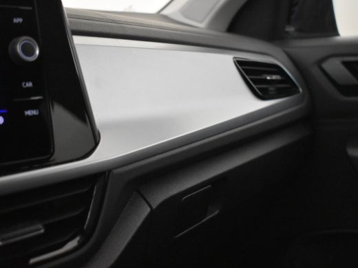 Volkswagen T-Roc 1.0 TSI Life 111pk | 1e eigenaar | Adaptief cruise control | Navigatie via app | Park assist | Ap... ActivLease financial lease