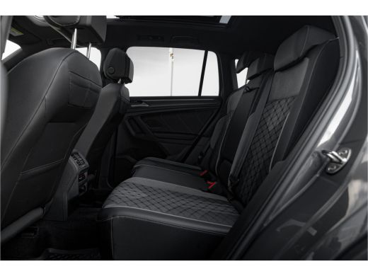 Volkswagen Tiguan 2.0TSi 190pk 4-Motion | R-line | Panorama dak | Navi | Trekhaak | ActivLease financial lease