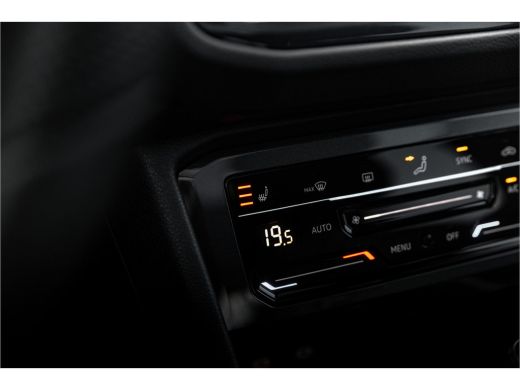 Volkswagen Tiguan 2.0TSi 190pk 4-Motion | R-line | Panorama dak | Navi | Trekhaak | ActivLease financial lease
