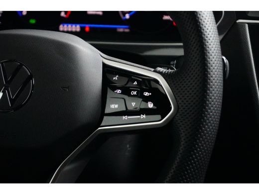 Volkswagen Tiguan Allspace 2.0 TSI 190PK DSG-7 4Motion 7P R-Line | TREKHAAK | CAMERA | NAVIGATIE ActivLease financial lease
