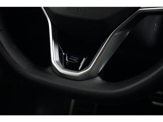 Volkswagen Tiguan Allspace 2.0 TSI 190PK DSG-7 4Motion 7P R-Line | TREKHAAK | CAMERA | NAVIGATIE ActivLease financial lease