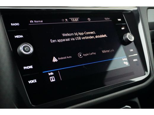 Volkswagen Tiguan Allspace 2.0 TSI 190PK DSG-7 4Motion 7P R-Line | TREKHAAK | CAMERA | NAVIGATIE ActivLease financial lease