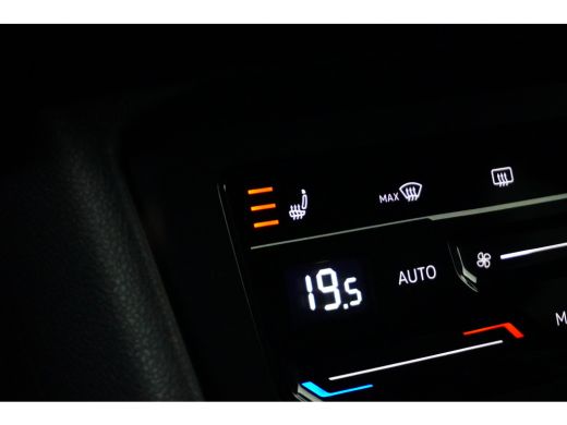 Volkswagen Tiguan Allspace 2.0 TSI 190PK DSG-7 4Motion 7P R-Line | TREKHAAK | CAMERA | NAVIGATIE ActivLease financial lease