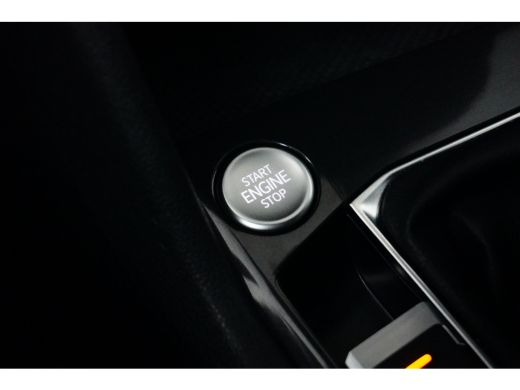 Volkswagen Tiguan Allspace 2.0 TSI 190PK DSG-7 4Motion 7P R-Line | TREKHAAK | CAMERA | NAVIGATIE ActivLease financial lease