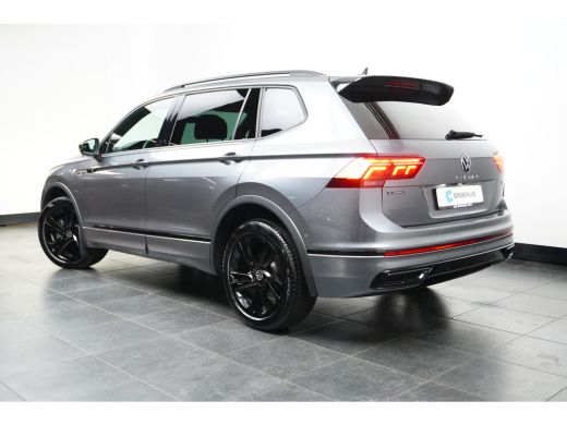 Volkswagen Tiguan Allspace 2.0 TSI 190PK DSG-7 4Motion 7P R-Line | TREKHAAK | CAMERA | NAVIGATIE ActivLease financial lease