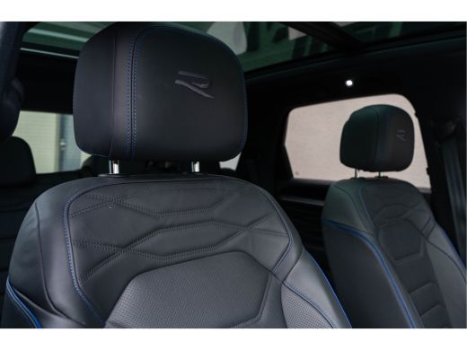 Volkswagen Touareg 3.0 TSI eHybrid R 4MOTION / Puglia/ Trekhaak/ Panoramadak/ 340kW (476PK) ActivLease financial lease