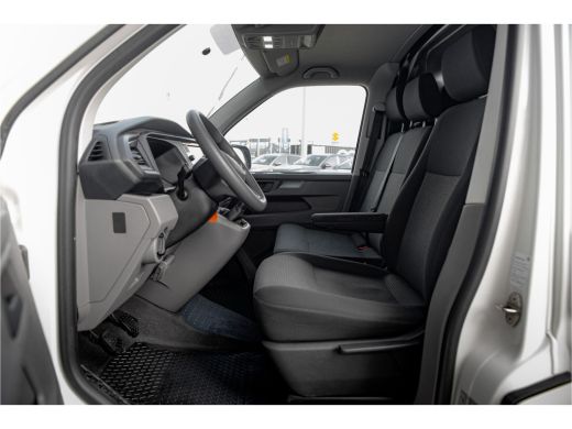 Volkswagen Transporter | 2021 | Led | Bijrijdersbank | App Connect | Navi By App | Euro 6 ActivLease financial lease