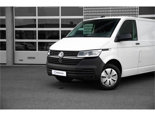 Volkswagen Transporter | 2021 | Led | Bijrijdersbank | App Connect | Navi By App | Euro 6 ActivLease financial lease