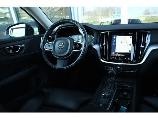 Volvo  V60 T5 Momentum | Adaptive Cruise | Intellisafe-pro-line | Stuur/stoelverwarming | BLIS | 19-inch ActivLease financial lease