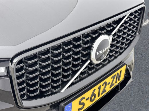 Volvo  XC60 Recharge T8 AWD Ultimate Dark | Luchtvering | Harman Kardon | Trekhaak | 360 Camera | Head-up | P... ActivLease financial lease