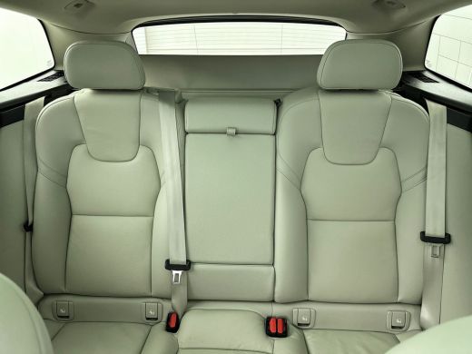Volvo  XC60 T6 AWD Recharge Plus Bright | Long Range | Panoramadak | BLIS | Camera ActivLease financial lease
