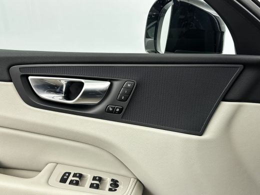 Volvo  XC60 T6 AWD Recharge Plus Bright | Long Range | Panoramadak | BLIS | Camera ActivLease financial lease