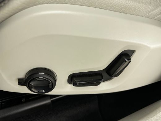 Volvo  XC60 T6 AWD Recharge Plus Bright | Long Range | Panoramadak | BLIS | Camera ActivLease financial lease