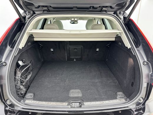Volvo  XC60 T6 AWD Recharge Plus Bright | Long Range | Panoramadak | BLIS | Camera ActivLease financial lease