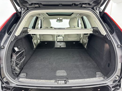 Volvo  XC60 T6 AWD Recharge Plus Bright | Long Range | Panoramadak | BLIS | Camera ActivLease financial lease