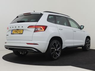 Skoda Karoq 1.5 TSI ACT 150pk Sportline Business | 100% Dealeronderhouden | 1ste eigenaar | Panorama-dak | Cr...