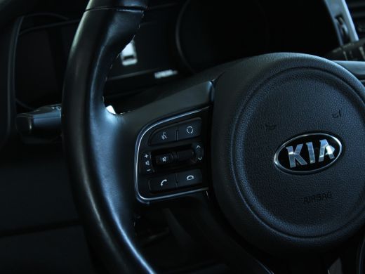 Kia e-Niro ExecutiveLine 64 kWh NL AUTO | CAMERA | LEDER | SOH 100% ActivLease financial lease