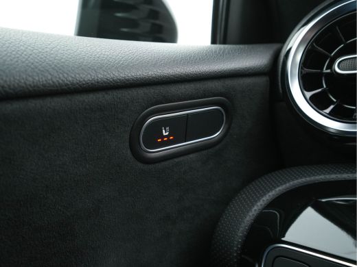 Mercedes A-Klasse 200 Business Solution AMG-Sportpack Aut. *DIGI-WIDESCREEN-COCKPIT | LEATHER-MICROFIBRE | CAMERA |... ActivLease financial lease