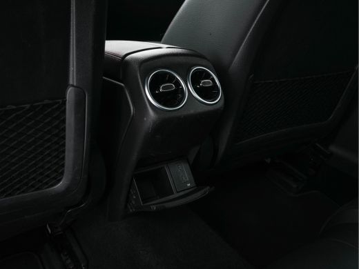 Mercedes A-Klasse 200 Business Solution AMG-Sportpack Aut. *DIGI-WIDESCREEN-COCKPIT | LEATHER-MICROFIBRE | CAMERA |... ActivLease financial lease