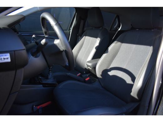 Opel Corsa 1.2 Elegance 100pk | Navigatie by App | Parkeersensoren | Climate Control | Full-LED | Cruise Con... ActivLease financial lease