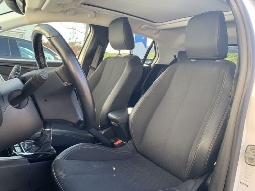 Opel Corsa Opel 1.2 Elegance Airco | Cruise Control | Camera | Panoramadak | Parkeersensoren voor + achter |... ActivLease financial lease