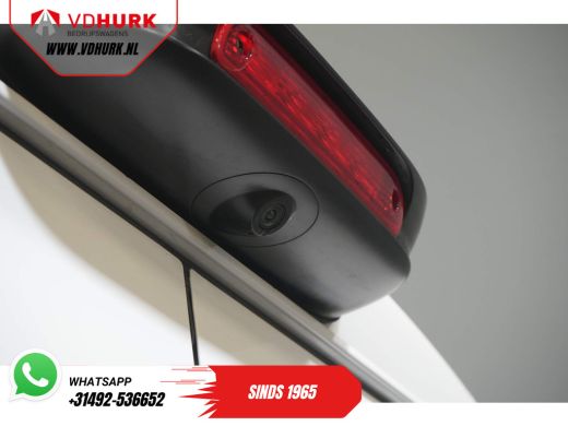 Peugeot Boxer 2.2 HDi 140 pk L2H2 270Gr. Deuren/ 2.5t Trekverm./ Camera/ PDC/ Cruise/ Trekhaak/ Airco ActivLease financial lease
