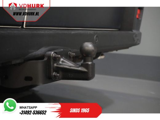 Peugeot Boxer 2.2 HDi 140 pk L2H2 270Gr. Deuren/ 2.5t Trekverm./ Camera/ PDC/ Cruise/ Trekhaak/ Airco ActivLease financial lease