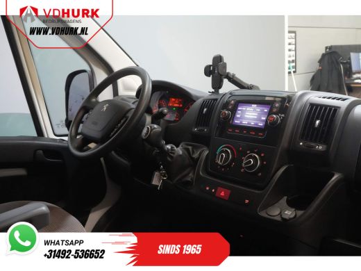 Peugeot Boxer 2.2 HDi 140 pk L2H2 270Gr. Deuren/ 2.5t Trekverm./ Camera/ PDC/ Cruise/ Trekhaak/ Airco ActivLease financial lease